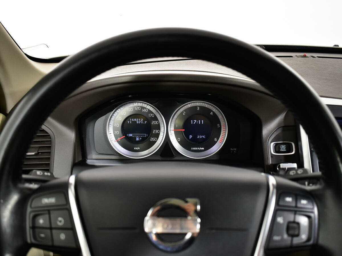 Купить Volvo XC60 с пробегом. Фото: #10