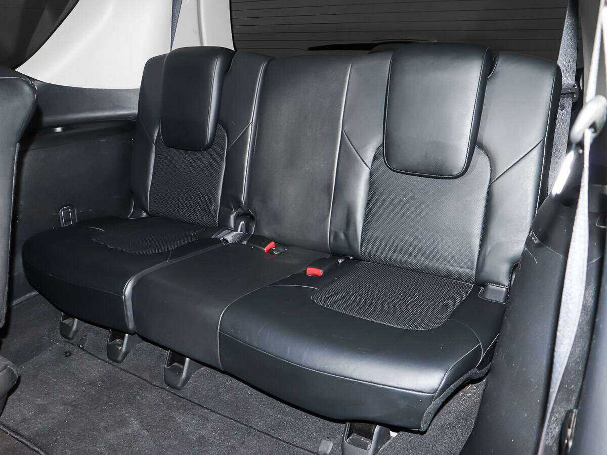Купить Infiniti QX80 с пробегом. Фото: #9