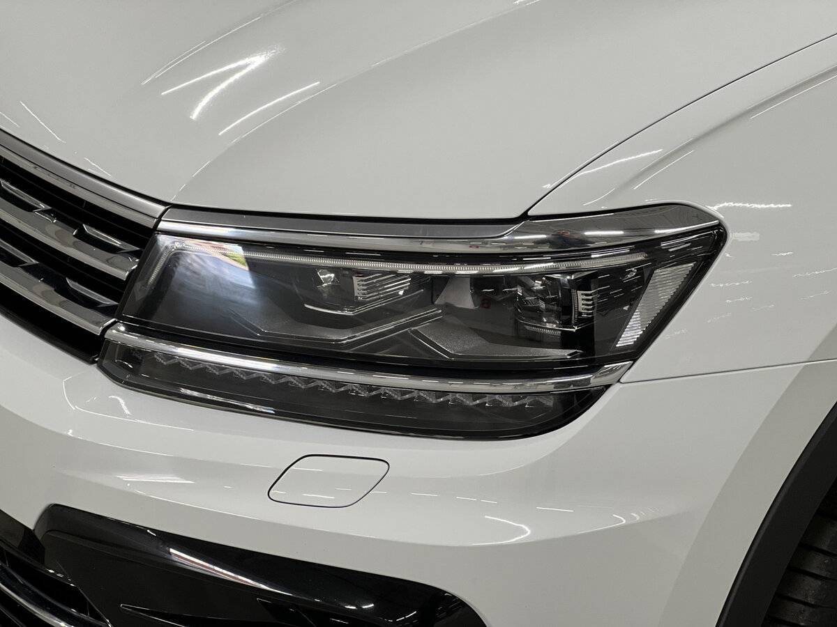Купить Volkswagen Tiguan с пробегом. Фото: #16