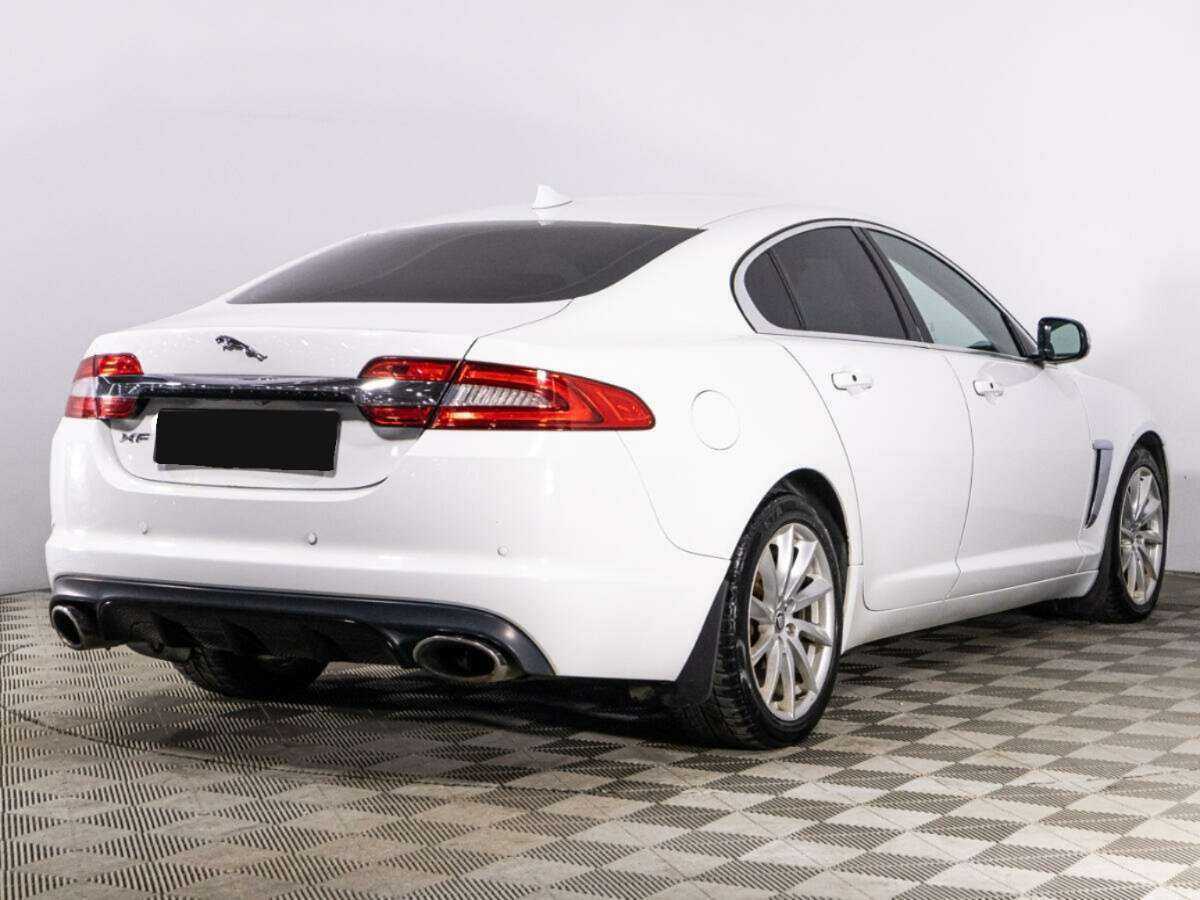 Купить Jaguar XF с пробегом. Фото: #4