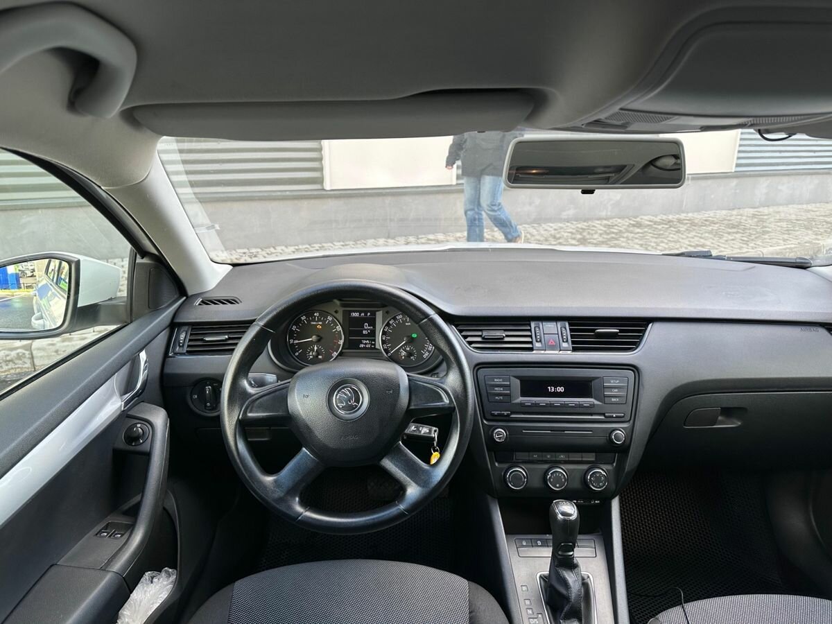 Купить Skoda Octavia с пробегом. Фото: #4
