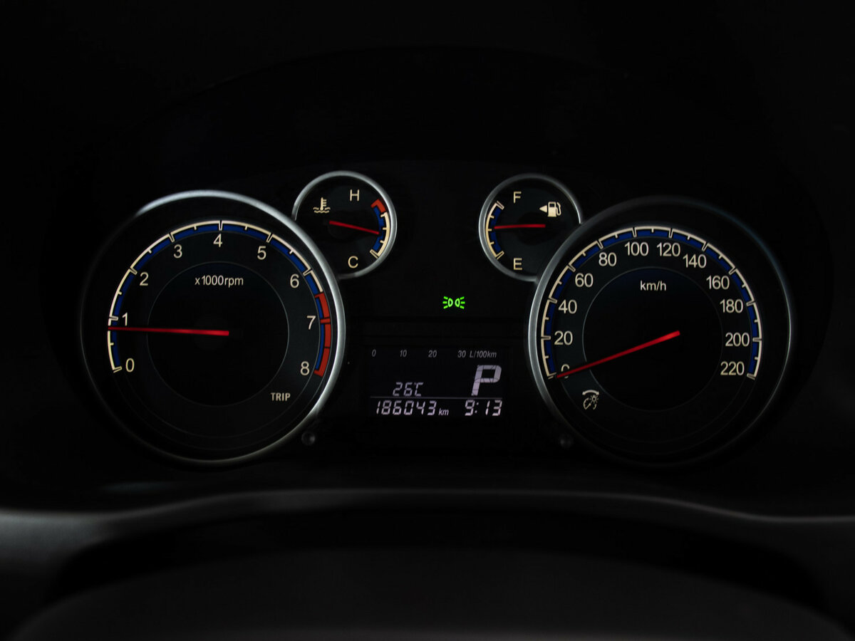 Купить Suzuki SX4 с пробегом. Фото: #8
