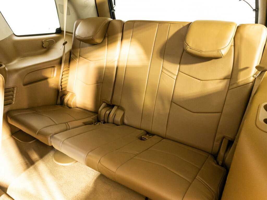 Купить Cadillac Escalade с пробегом. Фото: #17
