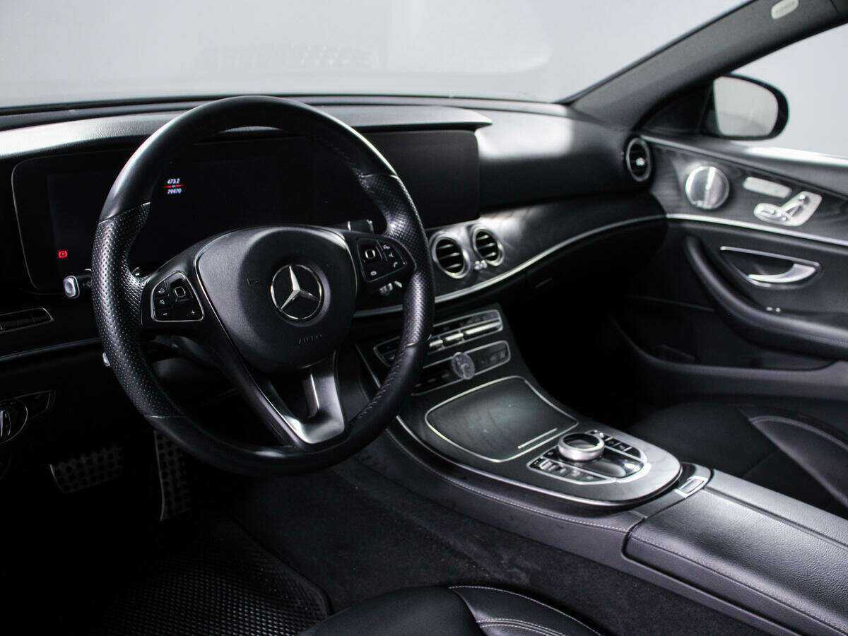Купить Mercedes-Benz E-Класс с пробегом. Фото: #11