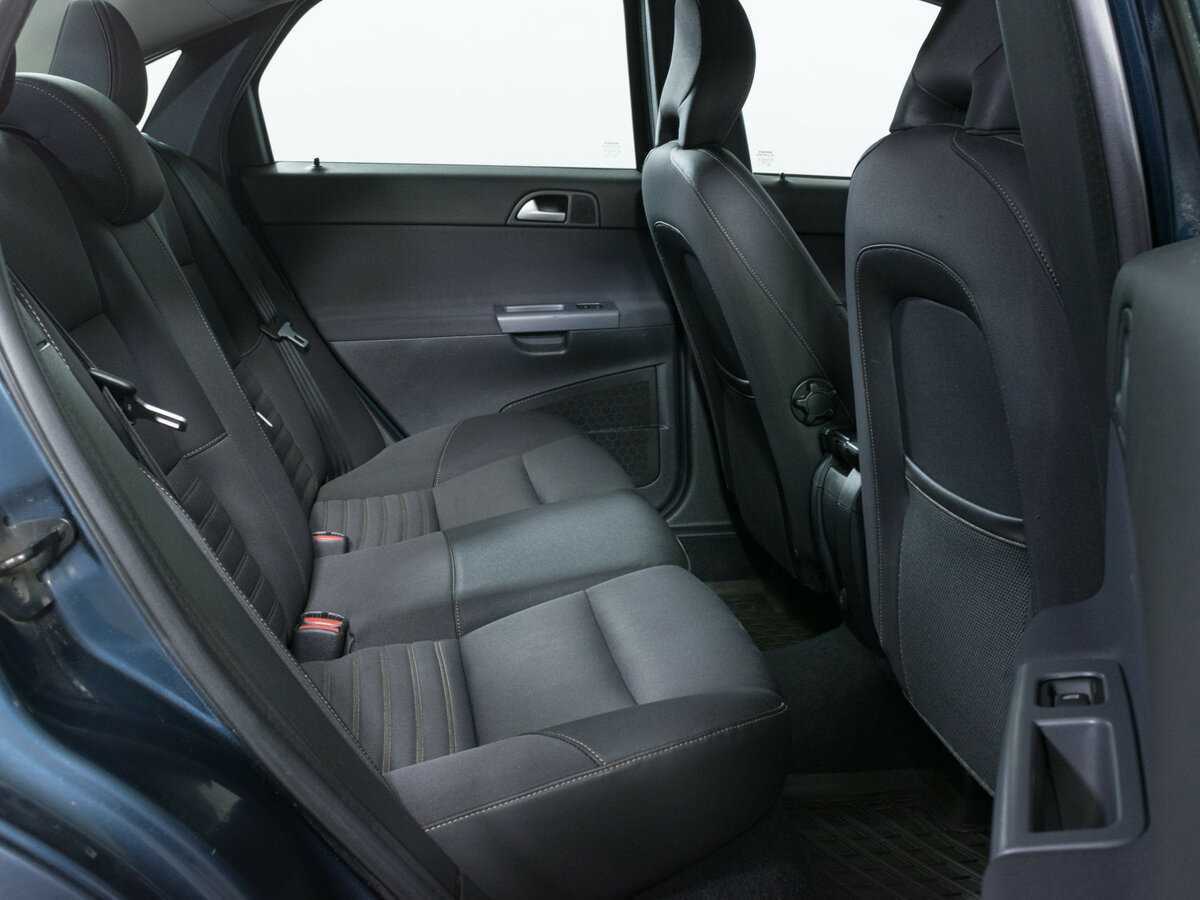 Купить Volvo S40 с пробегом. Фото: #8