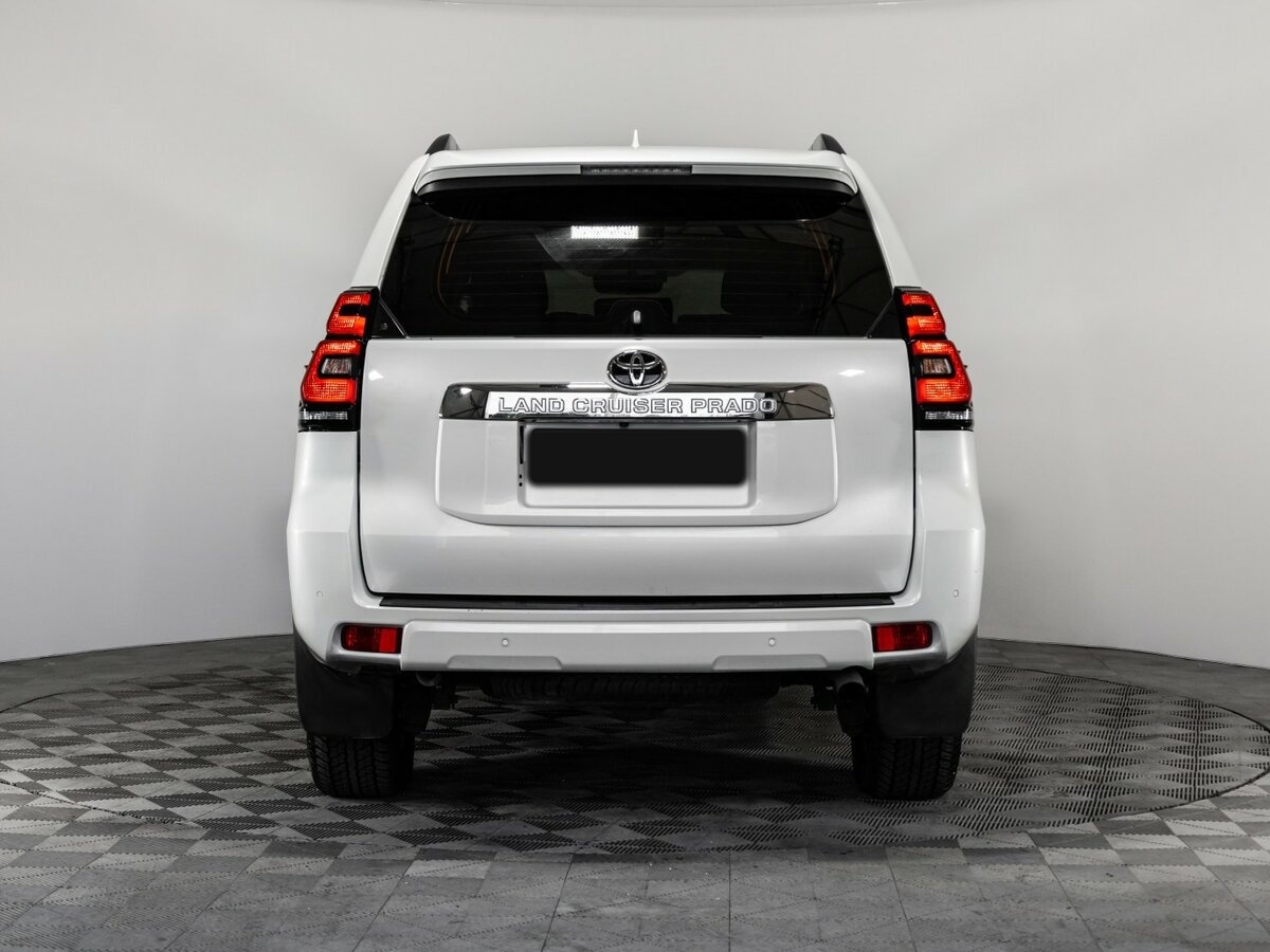 Купить Toyota Land Cruiser Prado с пробегом. Фото: #5