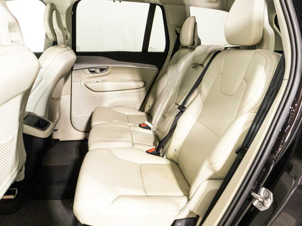 Купить Volvo XC90 с пробегом. Фото: #9