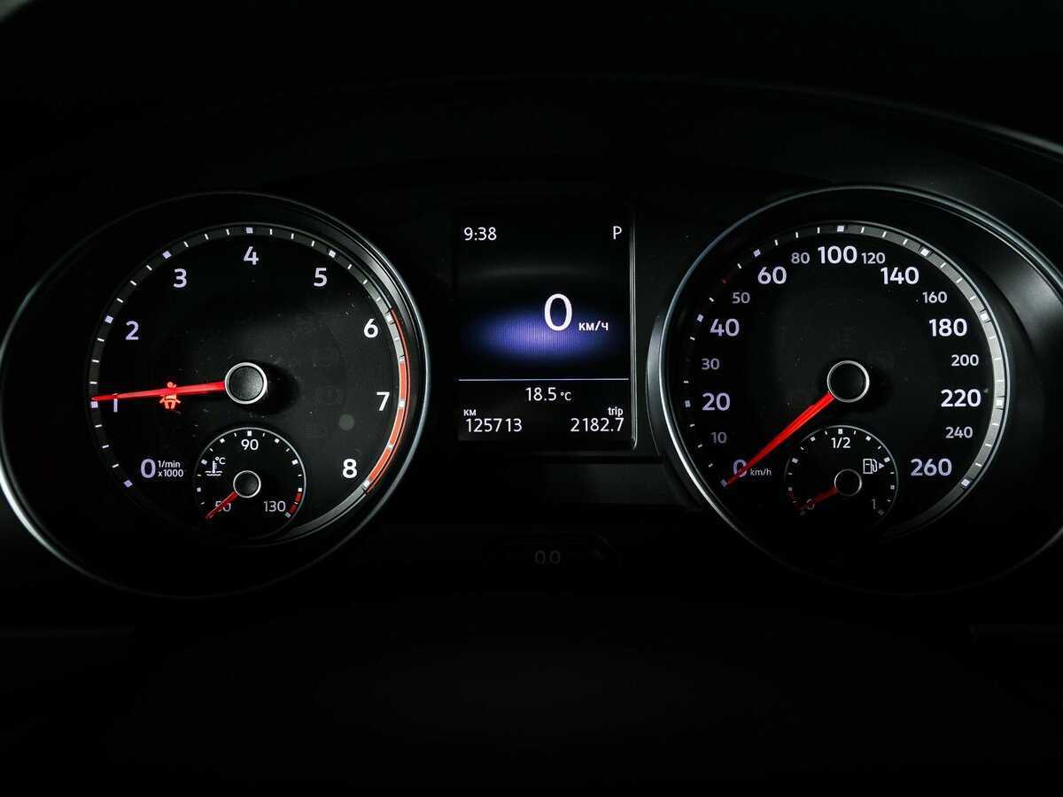 Купить Volkswagen Teramont с пробегом. Фото: #9