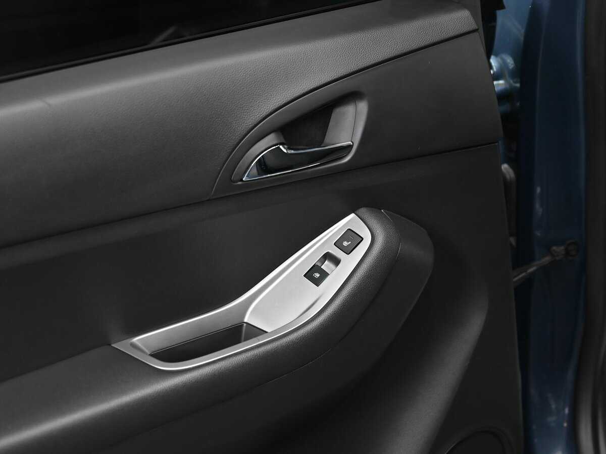 Купить Chevrolet Orlando с пробегом. Фото: #12