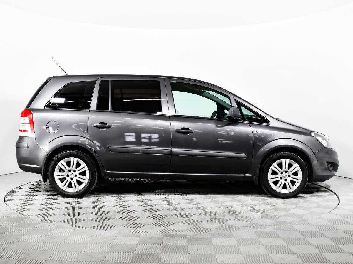 Купить Opel Zafira с пробегом. Фото: #3
