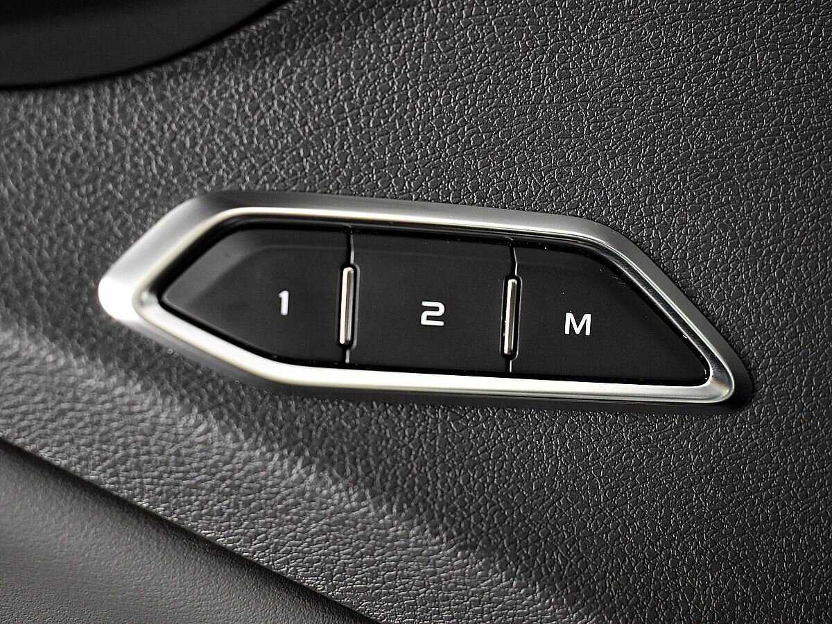 Купить Geely Tugella с пробегом. Фото: #15
