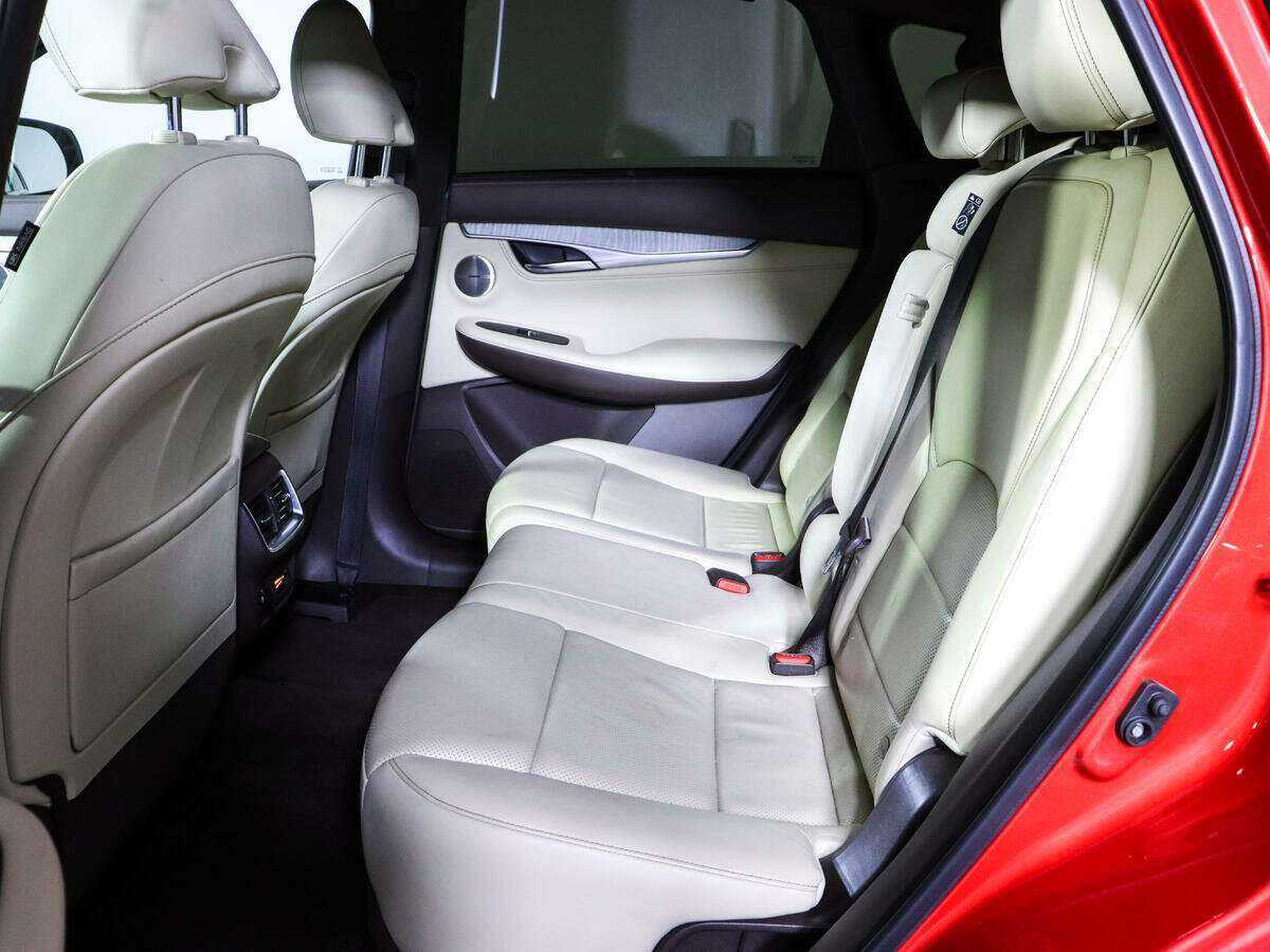 Купить Infiniti QX50 с пробегом. Фото: #9