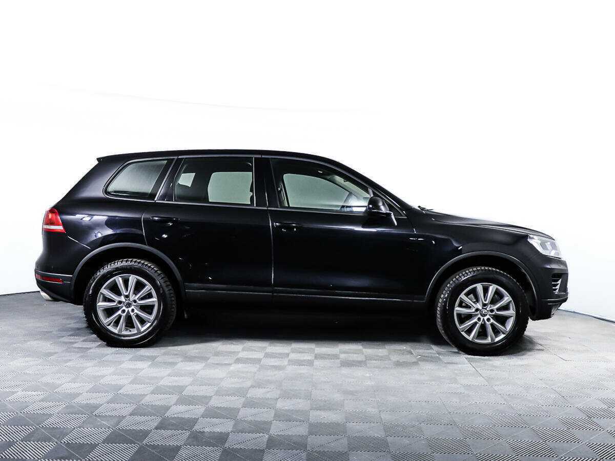 Купить Volkswagen Touareg с пробегом. Фото: #3