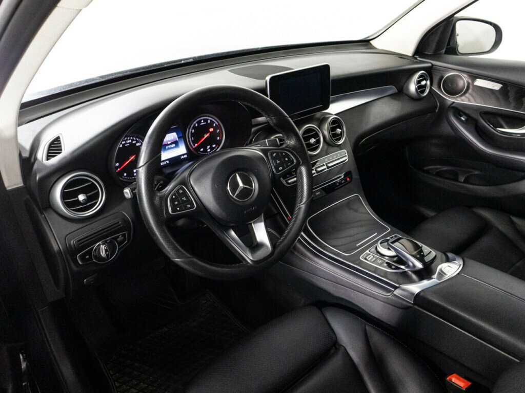 Купить Mercedes-Benz GLC с пробегом. Фото: #10