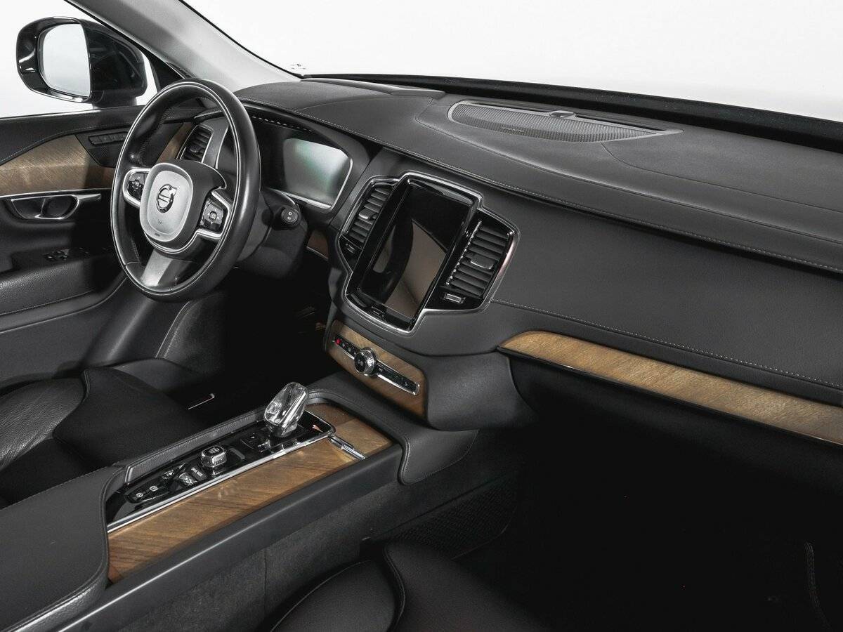 Купить Volvo XC90 с пробегом. Фото: #8