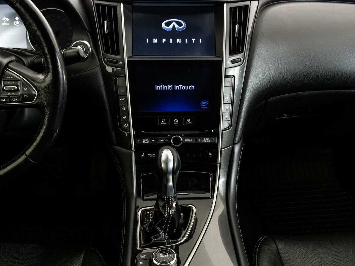 Купить Infiniti Q50 с пробегом. Фото: #11