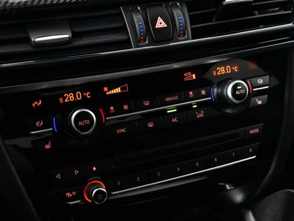 Купить BMW X6 с пробегом. Фото: #18