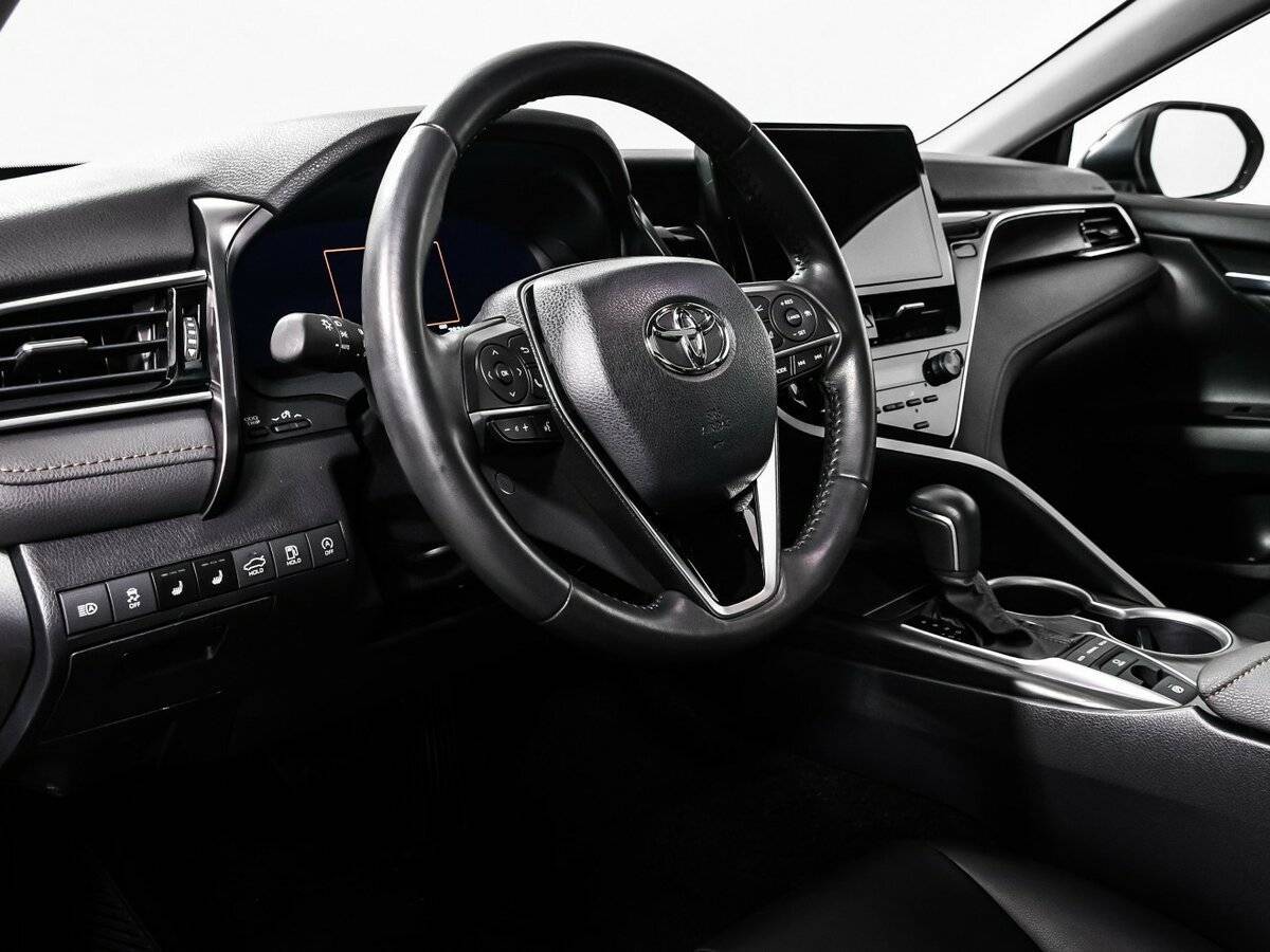 Купить Toyota Camry с пробегом. Фото: #12