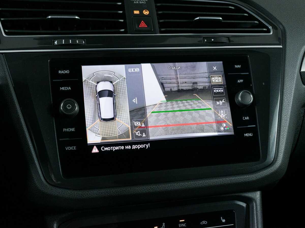 Купить Volkswagen Tiguan с пробегом. Фото: #17