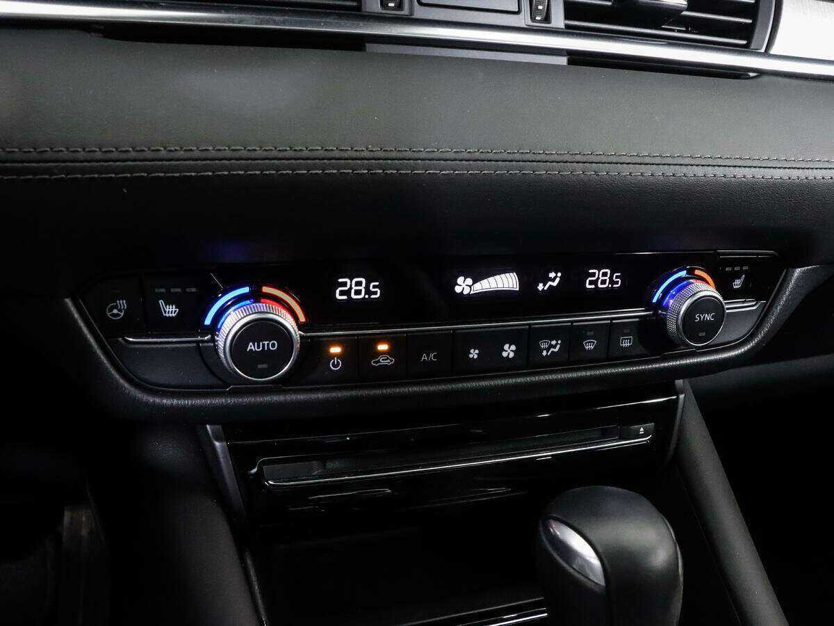Купить Mazda 6 с пробегом. Фото: #18