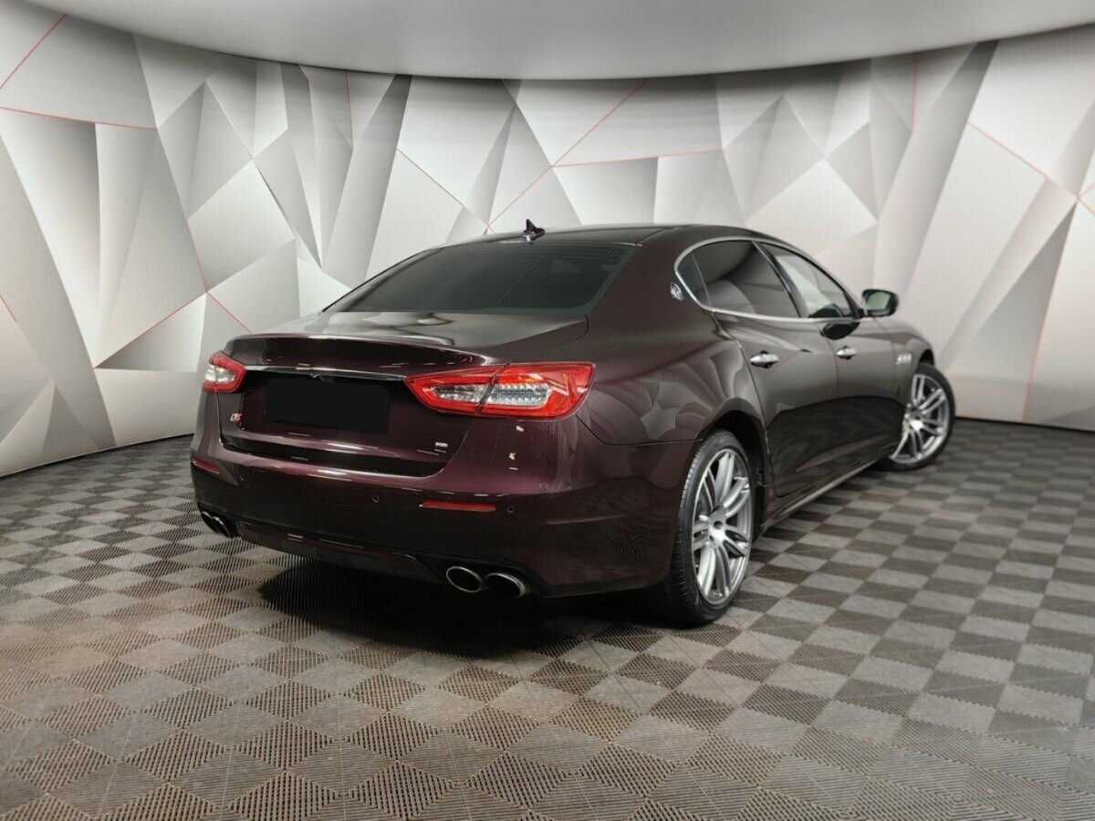 Купить Maserati Quattroporte с пробегом. Фото: #1