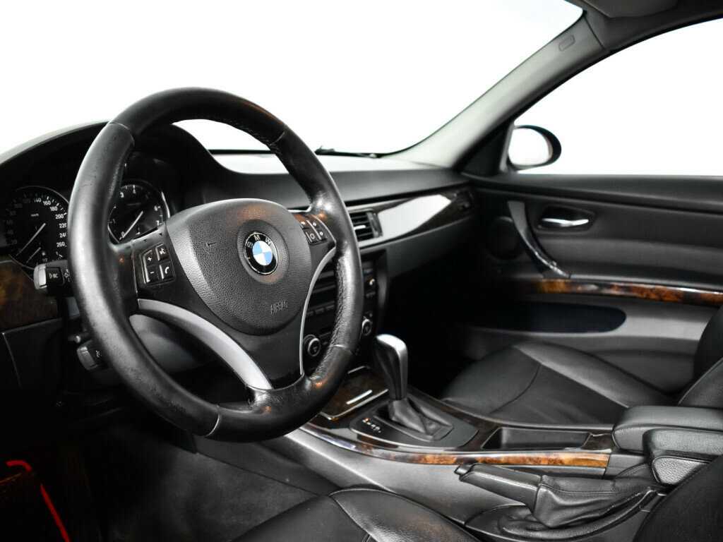 Купить BMW 3 серии с пробегом. Фото: #12