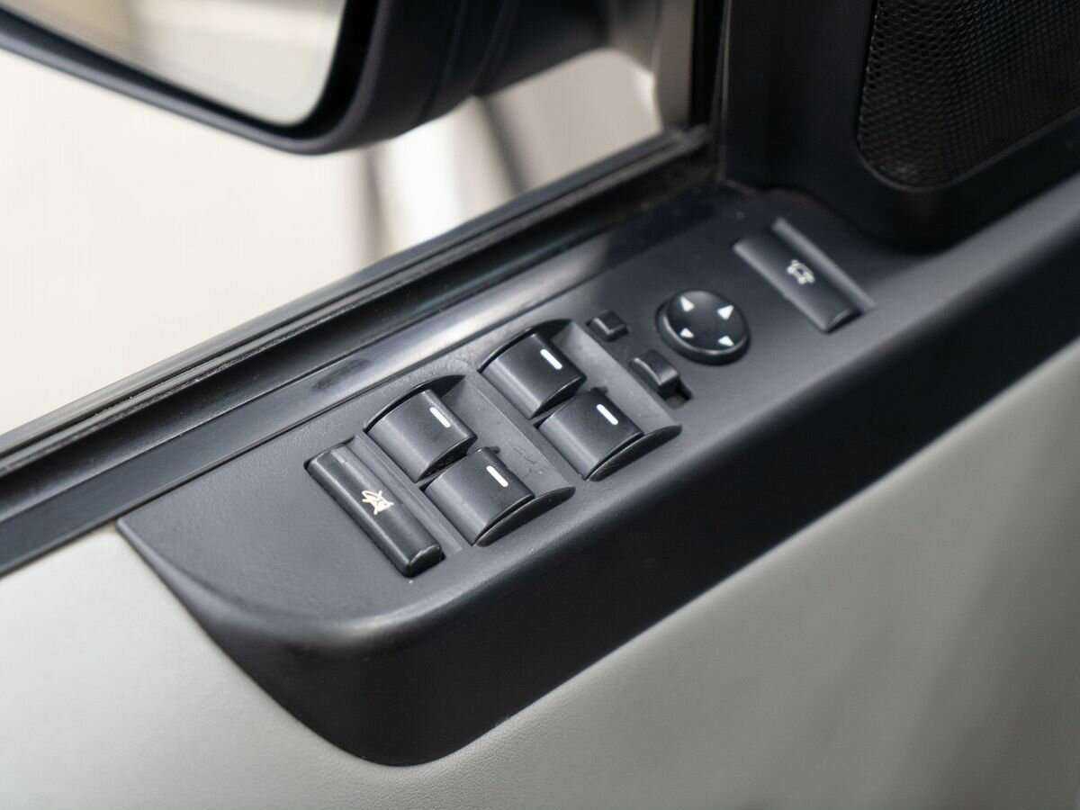 Купить Land Rover Range Rover с пробегом. Фото: #16