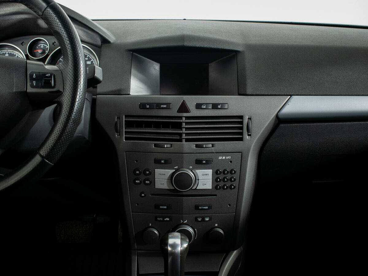 Купить Opel Astra с пробегом. Фото: #8