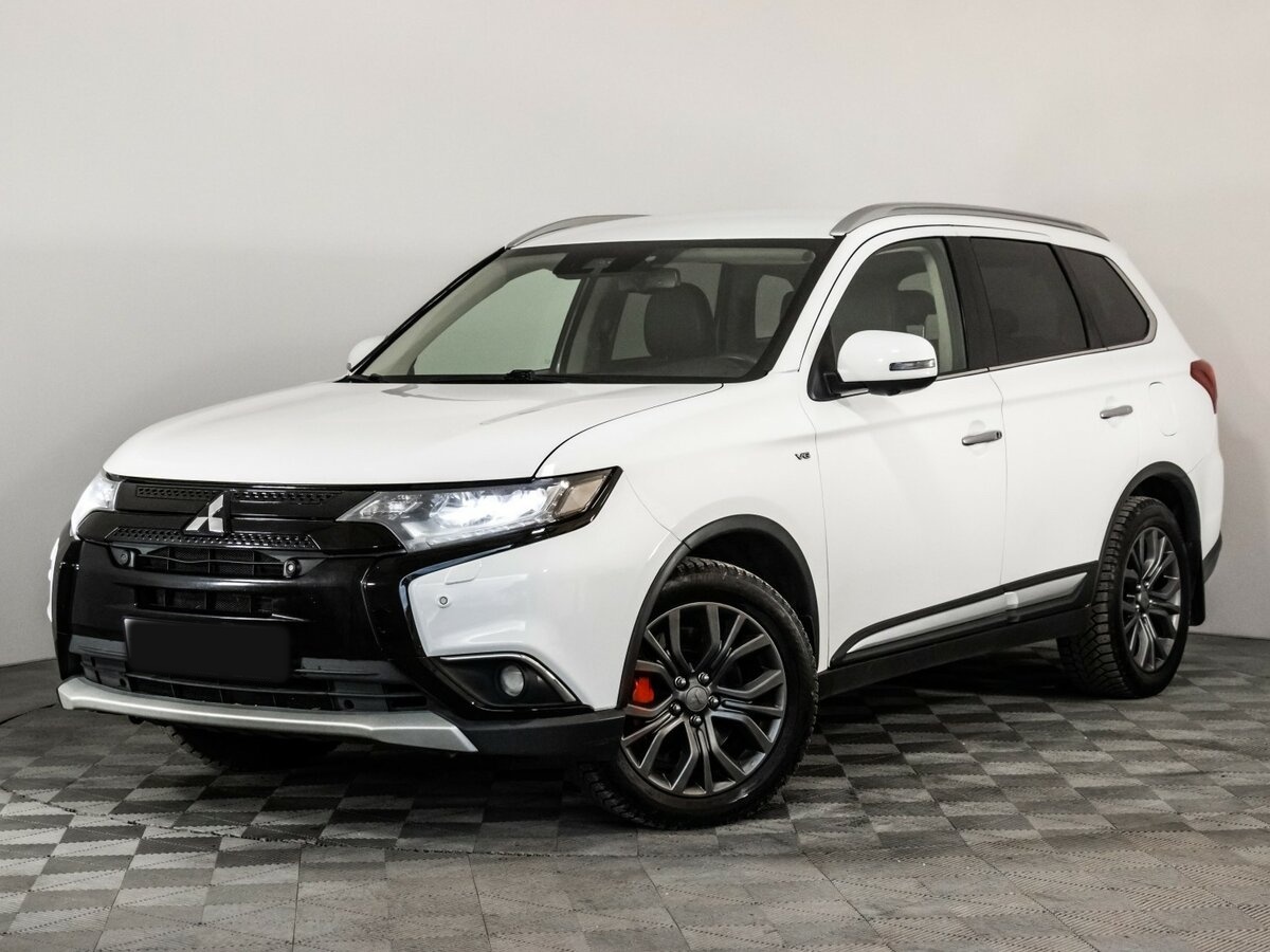 Купить Mitsubishi Outlander с пробегом. Посмотреть фото