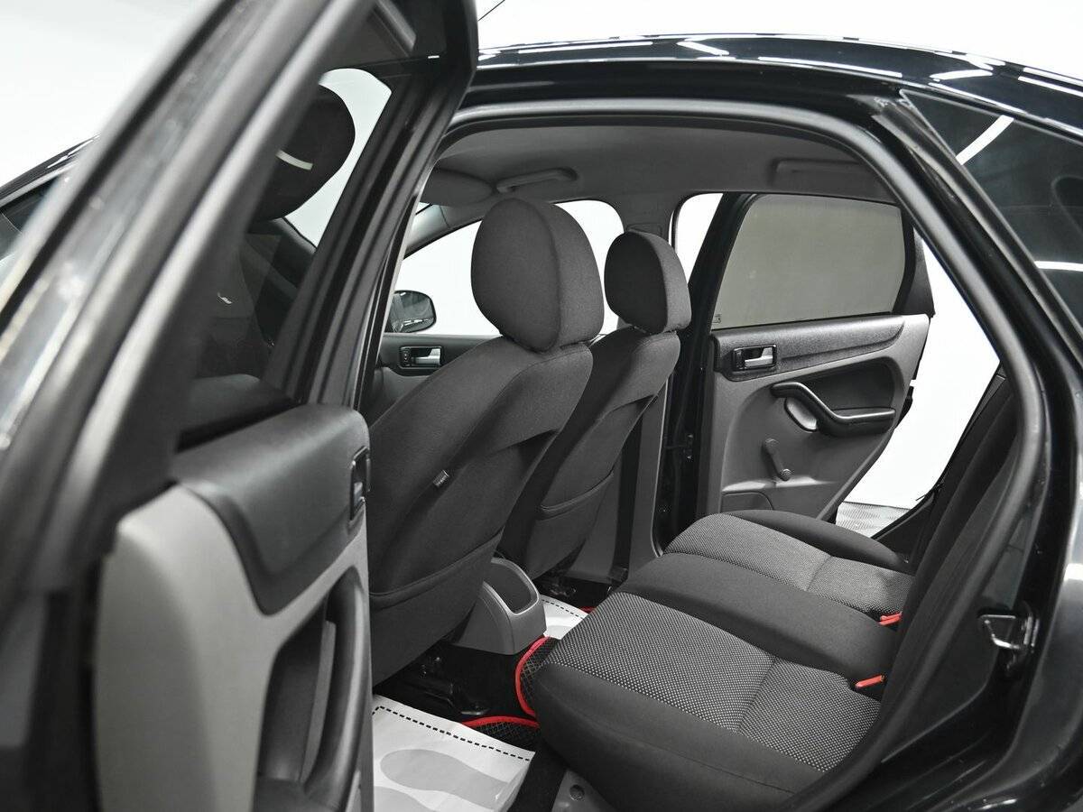 Купить Ford Focus с пробегом. Фото: #13