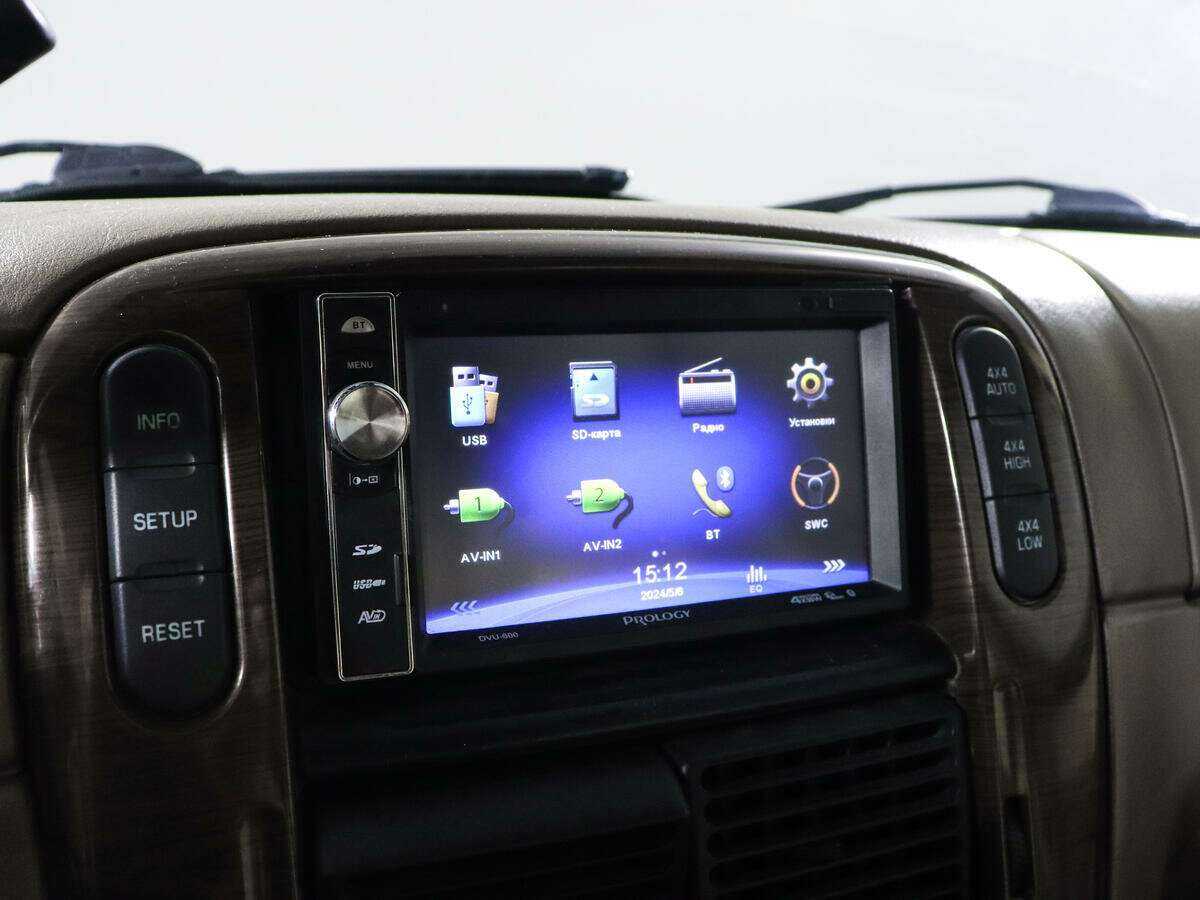 Купить Ford Explorer с пробегом. Фото: #12