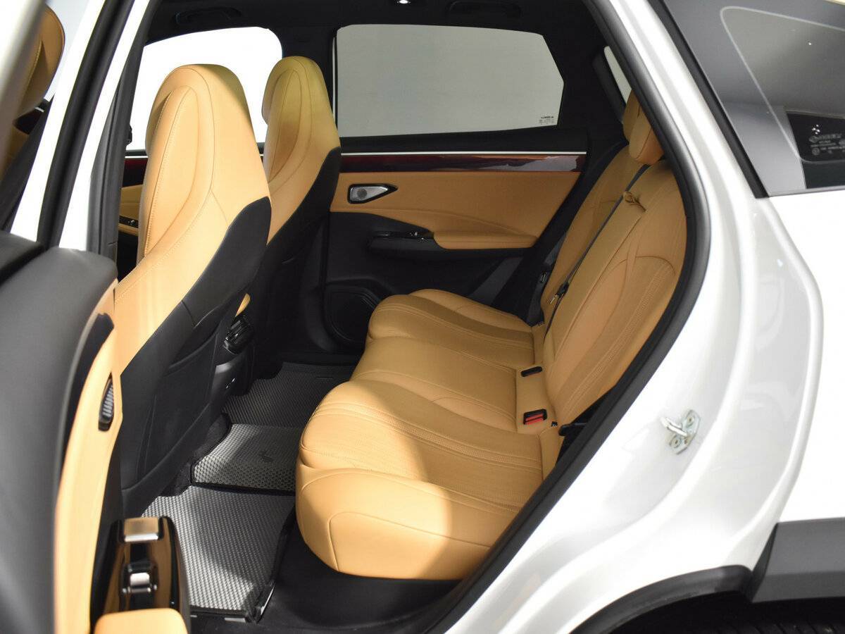 Купить Geely Galaxy L7 с пробегом. Фото: #10