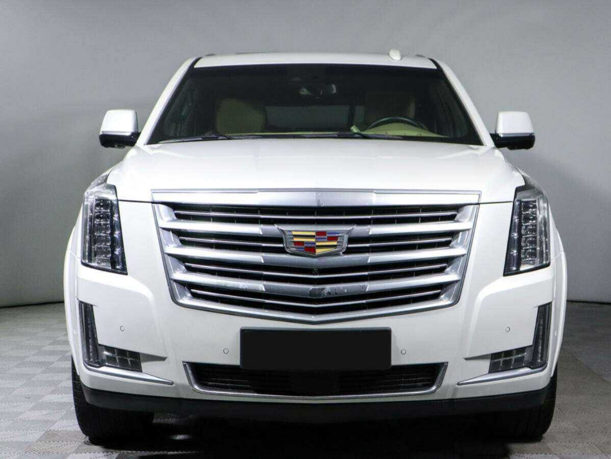 Купить Cadillac Escalade с пробегом. Фото: #1