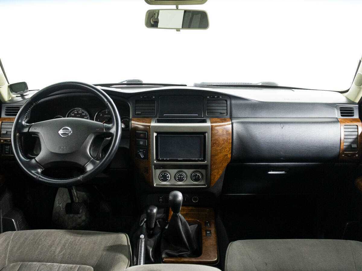 Купить Nissan Patrol с пробегом. Фото: #10