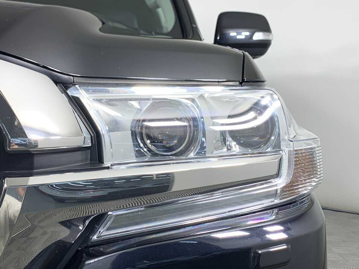 Купить Toyota Land Cruiser с пробегом. Фото: #9
