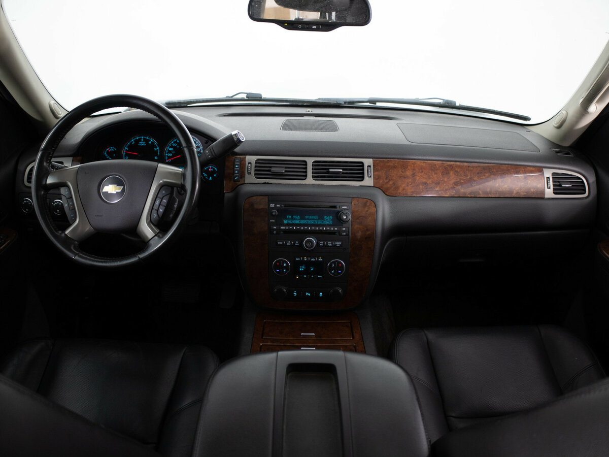 Купить Chevrolet Tahoe с пробегом. Фото: #8