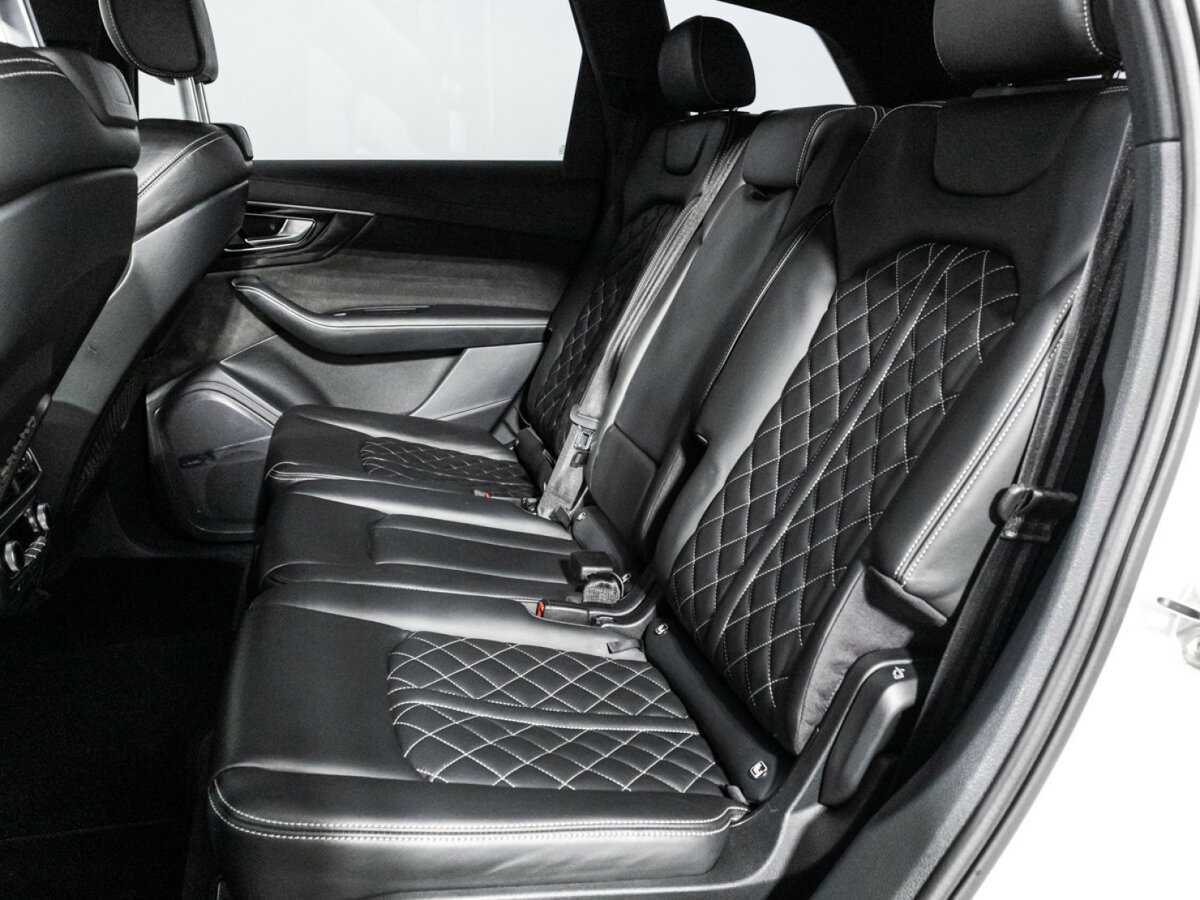 Купить Audi Q7 с пробегом. Фото: #9