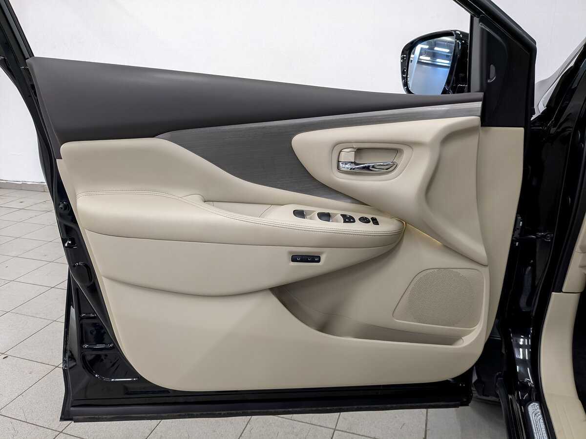 Купить Nissan Murano с пробегом. Фото: #17