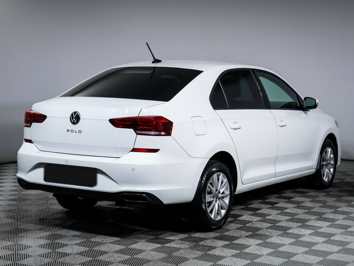 Купить Volkswagen Polo с пробегом. Фото: #3