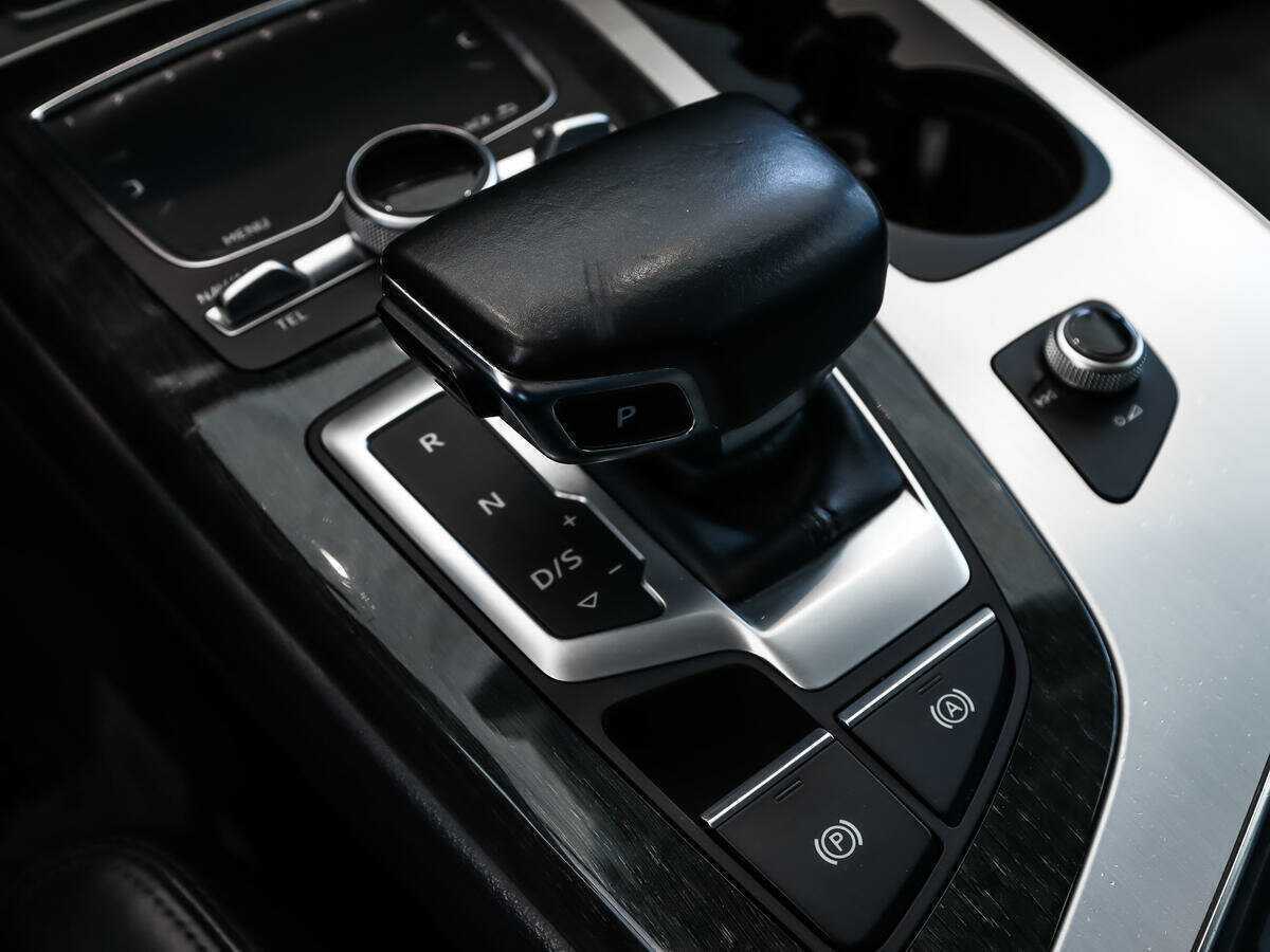 Купить Audi Q7 с пробегом. Фото: #9