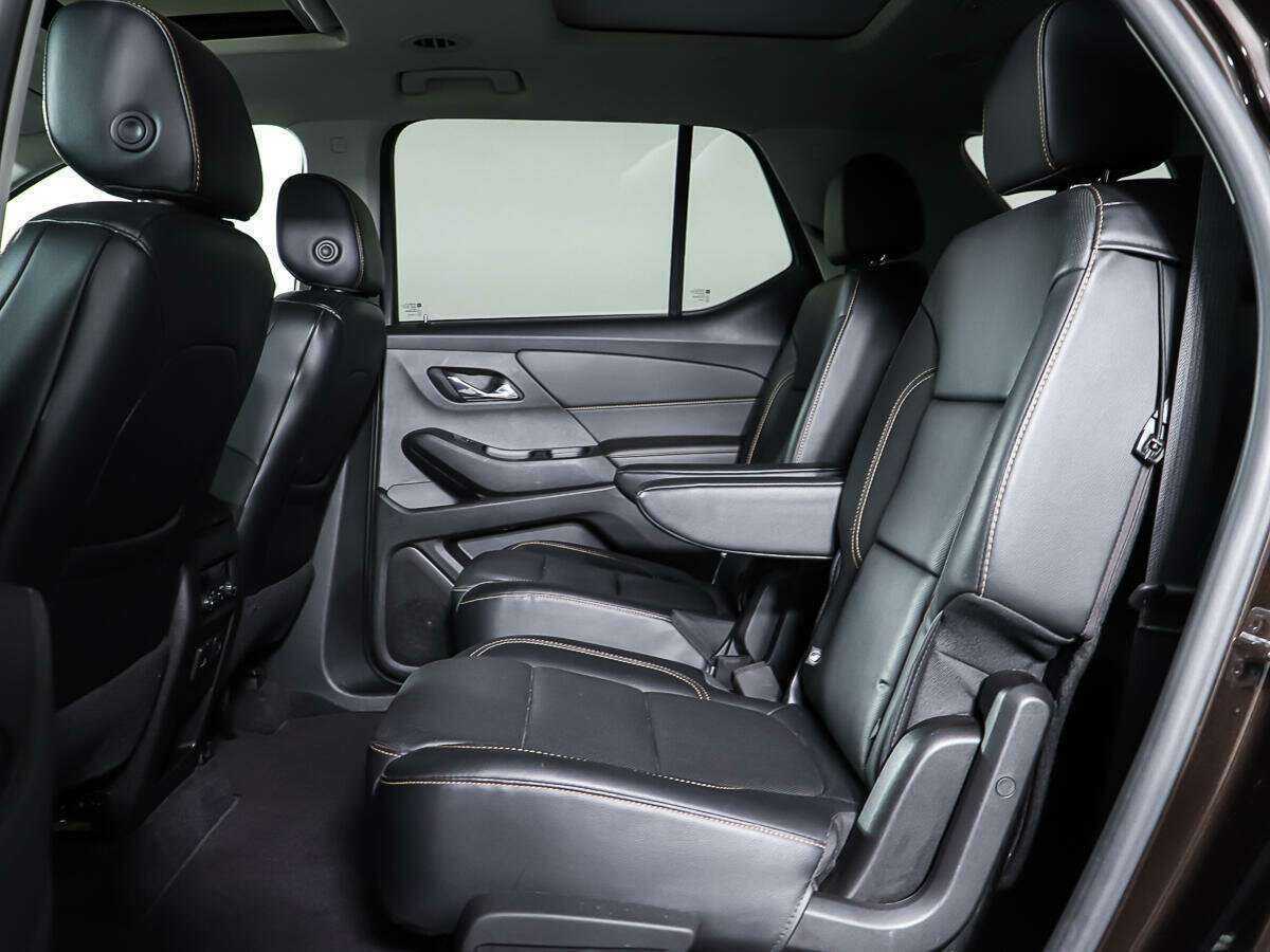 Купить Chevrolet Traverse с пробегом. Фото: #6