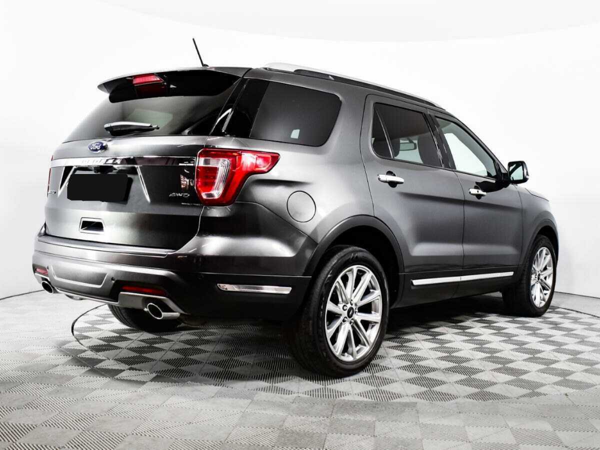 Купить Ford Explorer с пробегом. Фото: #4