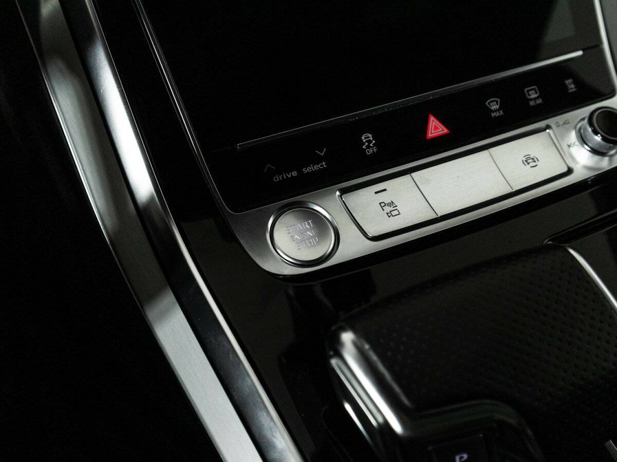 Купить Audi Q7 с пробегом. Фото: #26
