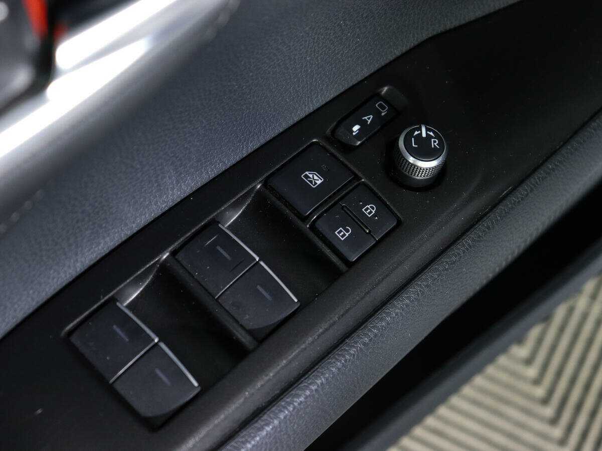 Купить Toyota Camry с пробегом. Фото: #15