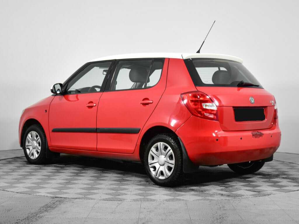 Купить Skoda Fabia с пробегом. Фото: #6