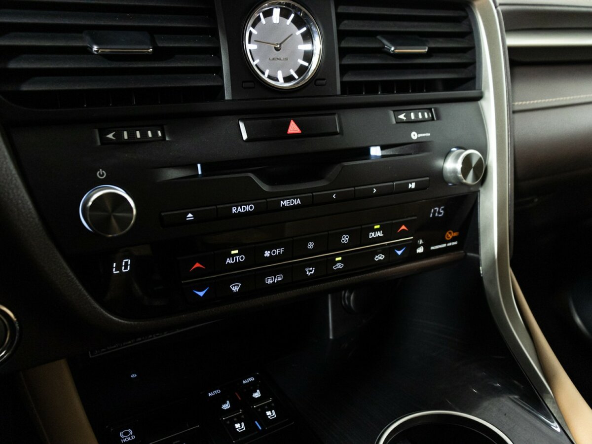 Купить Lexus RX с пробегом. Фото: #15
