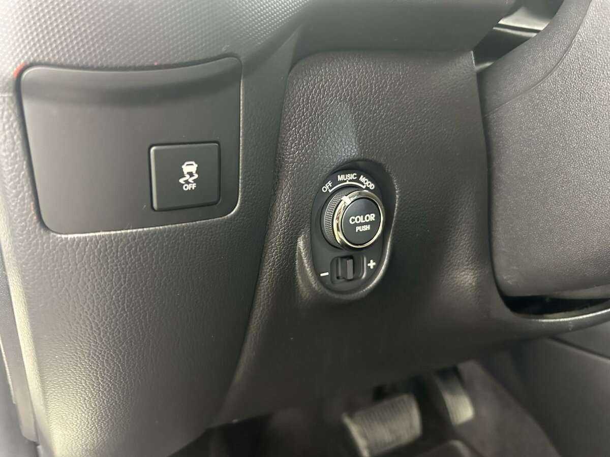 Купить Kia Soul с пробегом. Фото: #8