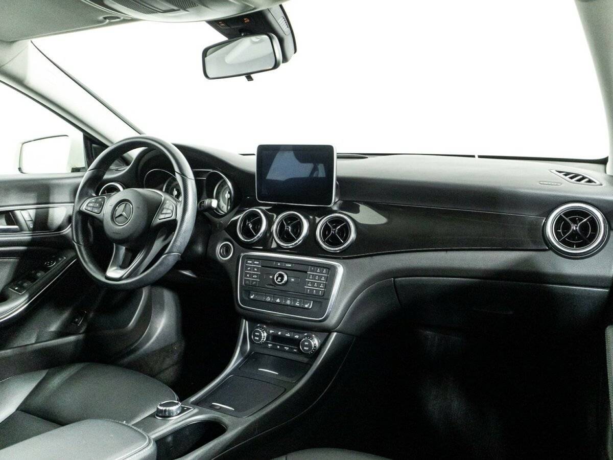 Купить Mercedes-Benz CLA с пробегом. Фото: #8