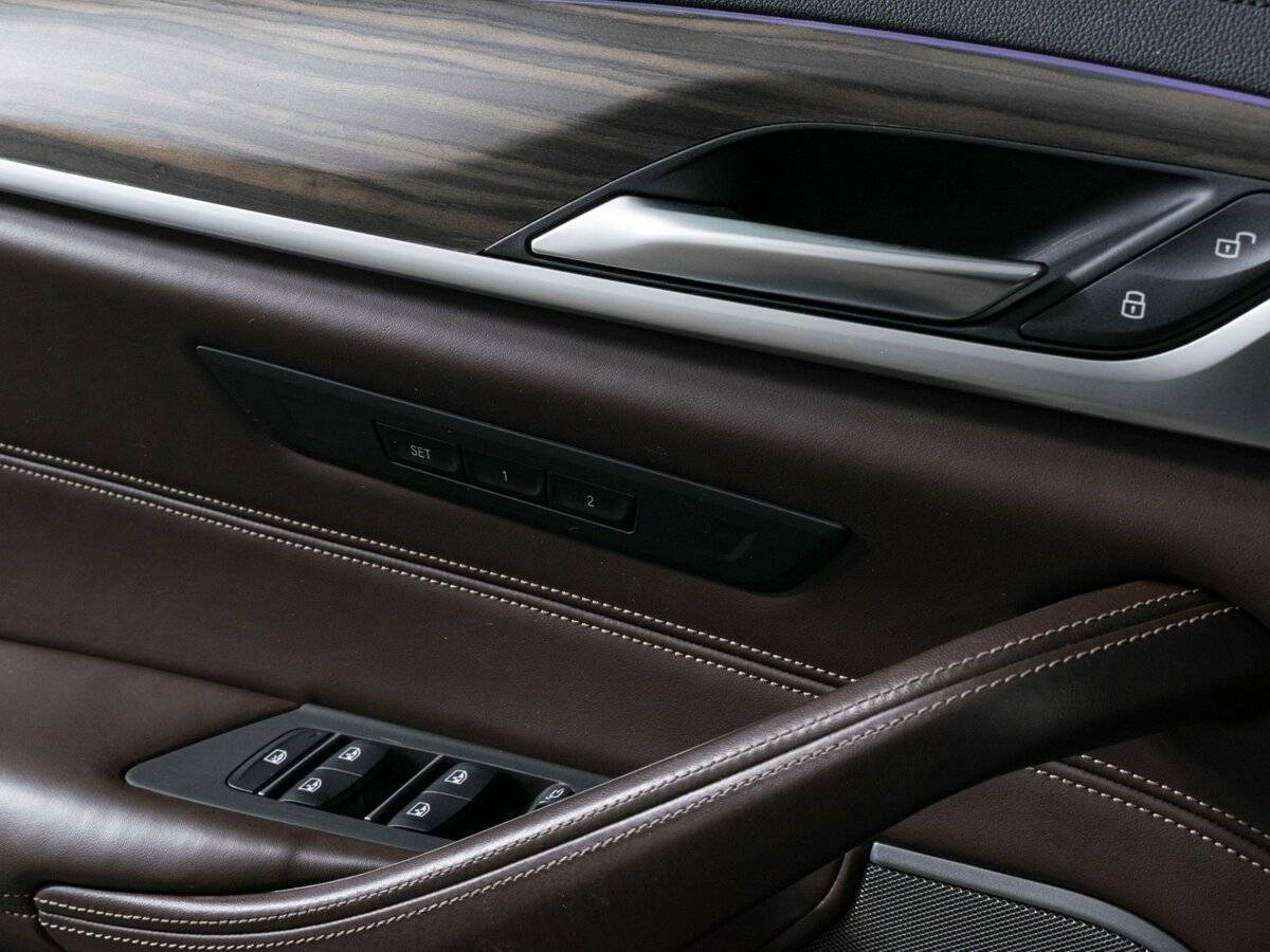 Купить BMW 5 серии с пробегом. Фото: #19
