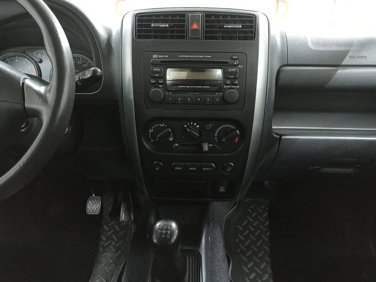 Купить Suzuki Jimny с пробегом. Фото: #14
